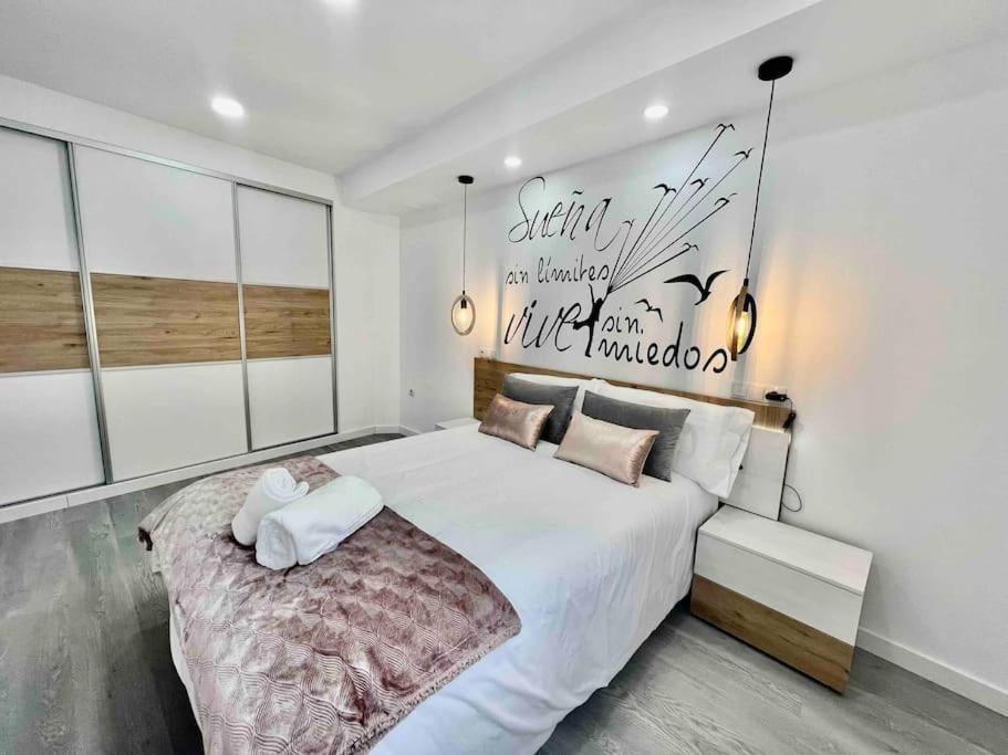 V.F.T. La Victoria Ubeda Apartment Bagian luar foto