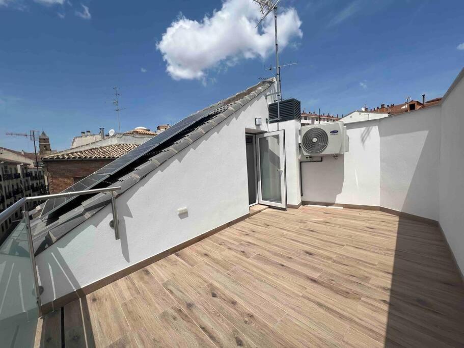 V.F.T. La Victoria Ubeda Apartment Bagian luar foto
