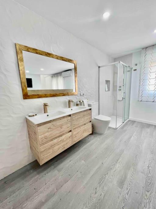 V.F.T. La Victoria Ubeda Apartment Bagian luar foto